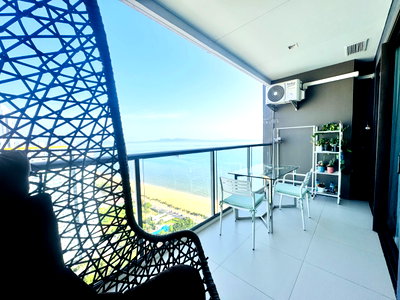 ขายคอนโด : รับส่วนลด 1,050,000 บาท  แอราส บีชฟร้อนท์ คอนโด จอมเทียน พัทยา (Aeras Jomtien)