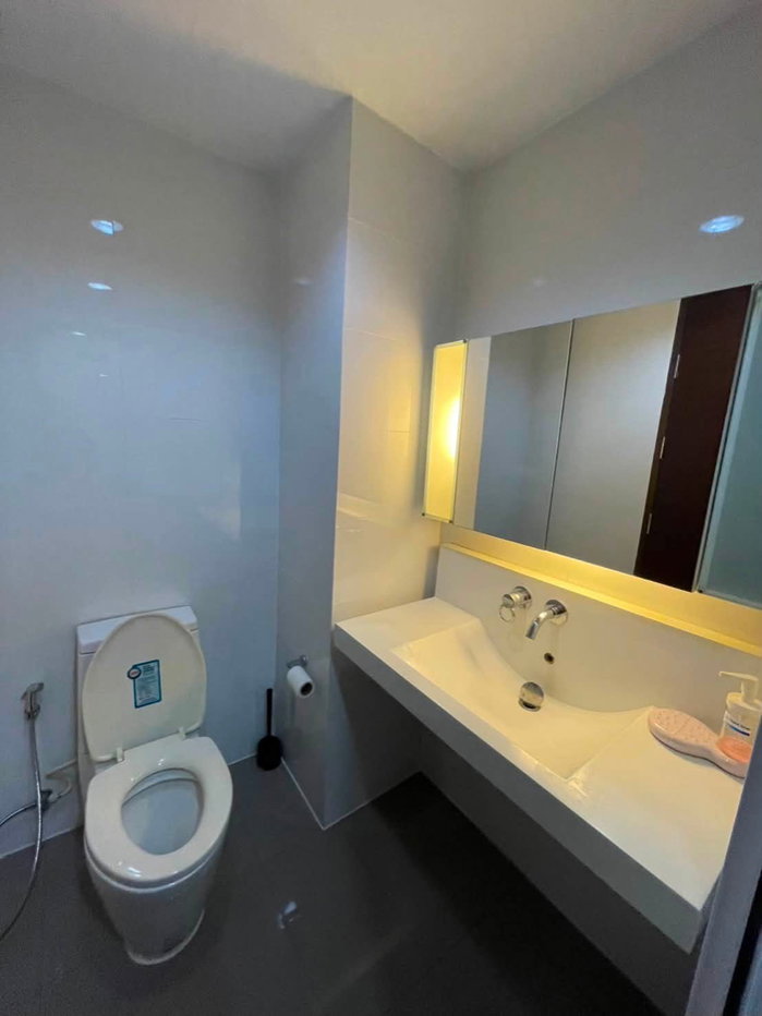 picture For Rent❗️“ 𝐑𝐡𝐲𝐭𝐡𝐦 𝐑𝐚𝐭𝐜𝐡𝐚𝐝𝐚 “ Price 15,000 THB./Month Near : MRT-Ratchadaphisek - 9/9