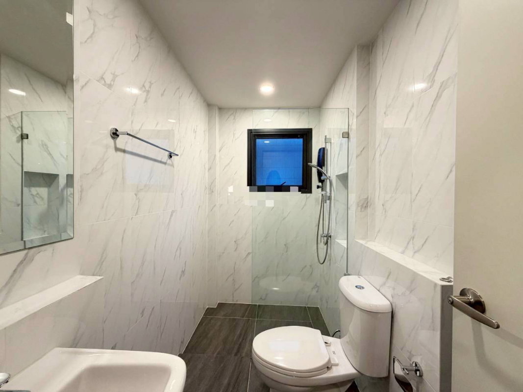 รูป ขายบ้านเดี่ยวหมู่บ้านเซนโทร  รามอินทรา จตุโชติ2  80.8 ตรว พื้นที่ใช้สอย 289 ตรม 4 ห้องนอน 5 ห้องน้ำ  บ้านสวยและราคาคุยกันได้ - รูปที่ 20/33