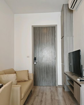 📢 Condo for Rent: Knightsbridge Prime On Nut, 1 Bedroom, 27 sq m, 25th Floor, near BTS On Nut. Only 16,000 THB/month.