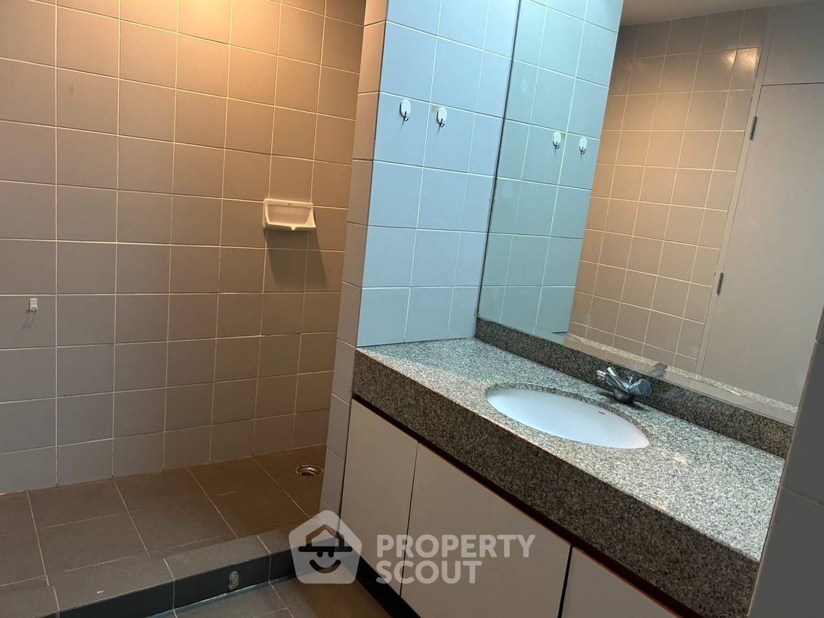 รูป คอนโด 2 ห้องนอน 240 ตร.ม. ให้เช่า บน บัญเอ็น อะคาร์ด ใกล้ช่องนนทรี (ID 3112005) - รูปที่ 16/18