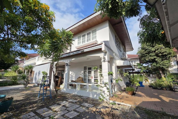 รูป ขายบ้านเดี่ยว ใกล้แหล่งชุมชน หมู่บ้านริมทะเล พระยาสัจจา ชลบุรี - รูปที่ 2/9