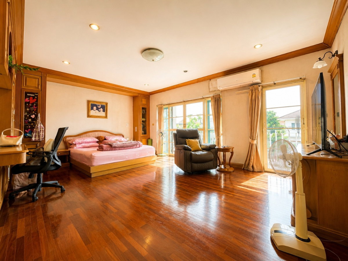 รูป ขายบ้านหรูลดาวัลย์ ลากูน รังสิต-ปทุมธานี 248ตร.ว.  6 ห้องนอน 8 ห้องน้ำ   735 ตรม ราคาคุยกันได้ - รูปที่ 36/39