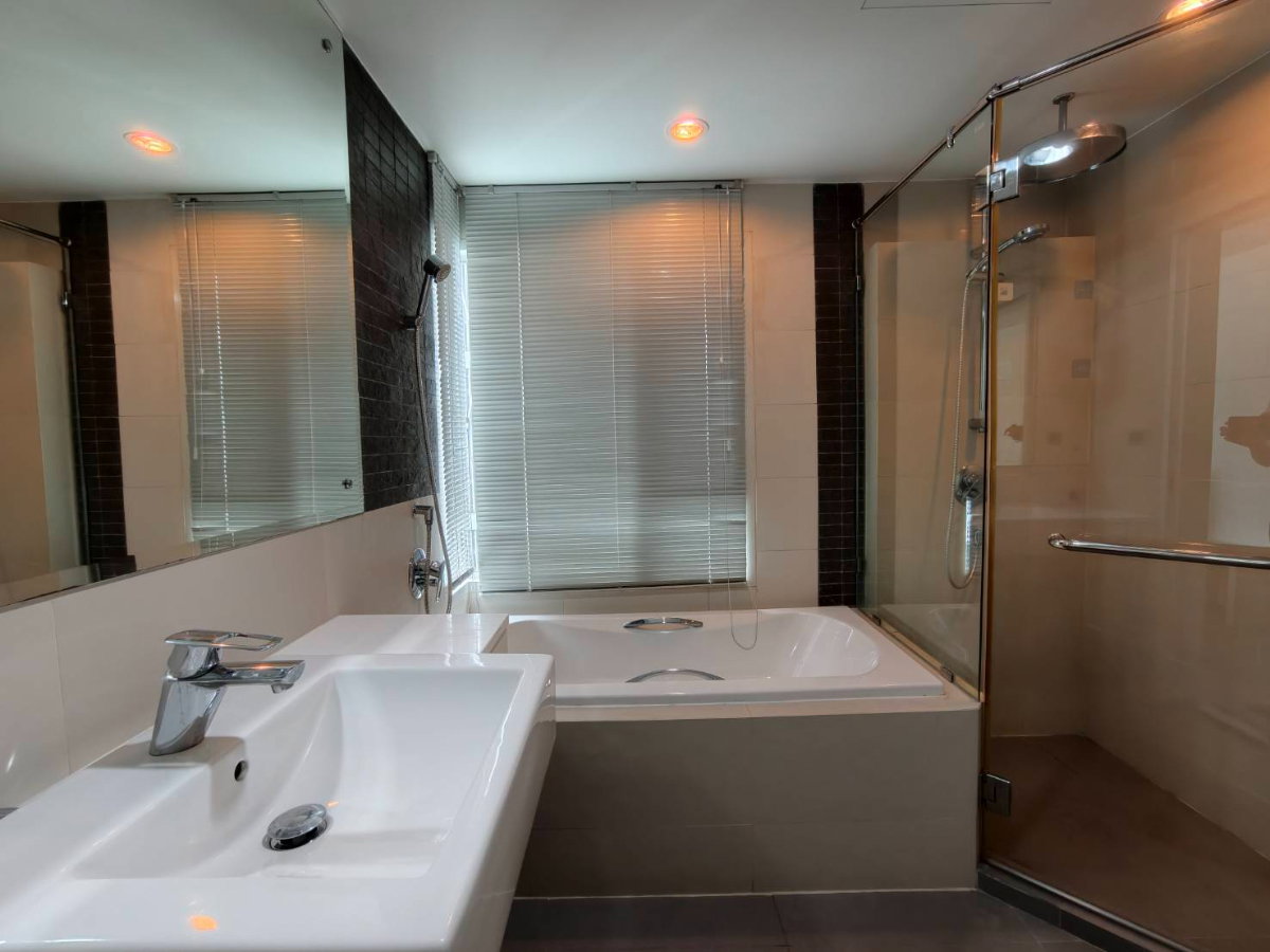 รูป คอนโดให้เช่า : Condo the crest sukhumvit49 (( ทองหล่อ thonglor)) MK-02 line @livingbkk - รูปที่ 17/19