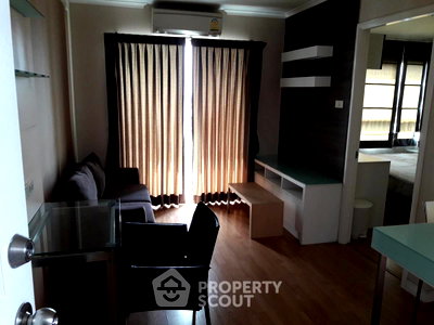 Condos for rent : High-Floor 1-BR Condo At Lumpini Park Pinklao, Near MRT Bang Yi Khan (ID 684674)
