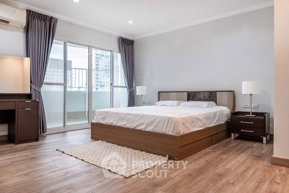 รูป คอนโด 3 ห้องนอน ชั้น 23 พื้นที่ 223 ตร.ม. ที่ Fifty Fifth Tower Thong Lo ใกล้ BTS ทองหล่อ 200 ม. (ID 514580) - รูปที่ 8/19