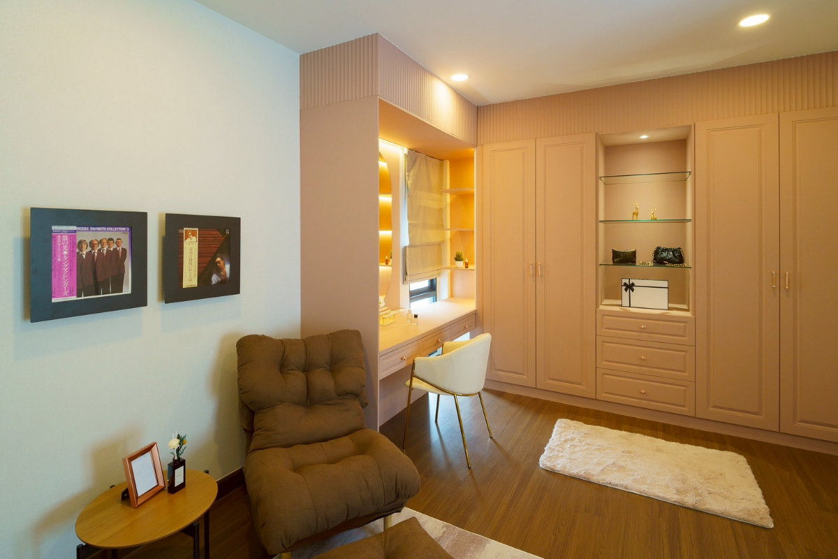 รูป The City Bangna Luxury Pool Villa บ้านเดี่ยวหรู 2 ชั้น ที่ได้รับการออกแบบและตกแต่งใหม่ทั้งหลังในสไตล์ Customized Luxury Interior  - รูปที่ 21/40