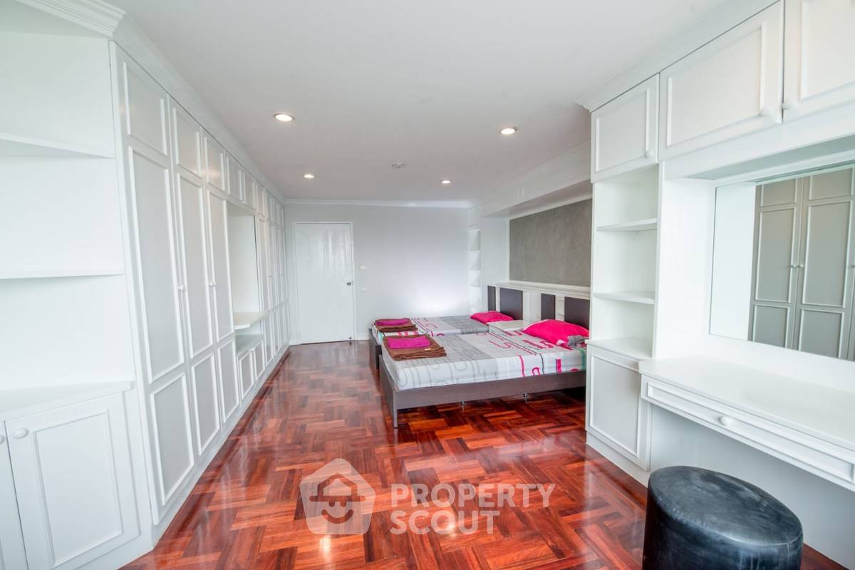 รูป คอนโด 3 ห้องนอน 350 ตร.ม. Pet Friendly โอเรียนทอล ทาวเวอร์ส ใกล้ BTS เอกมัย (ID 3112023) - รูปที่ 9/21