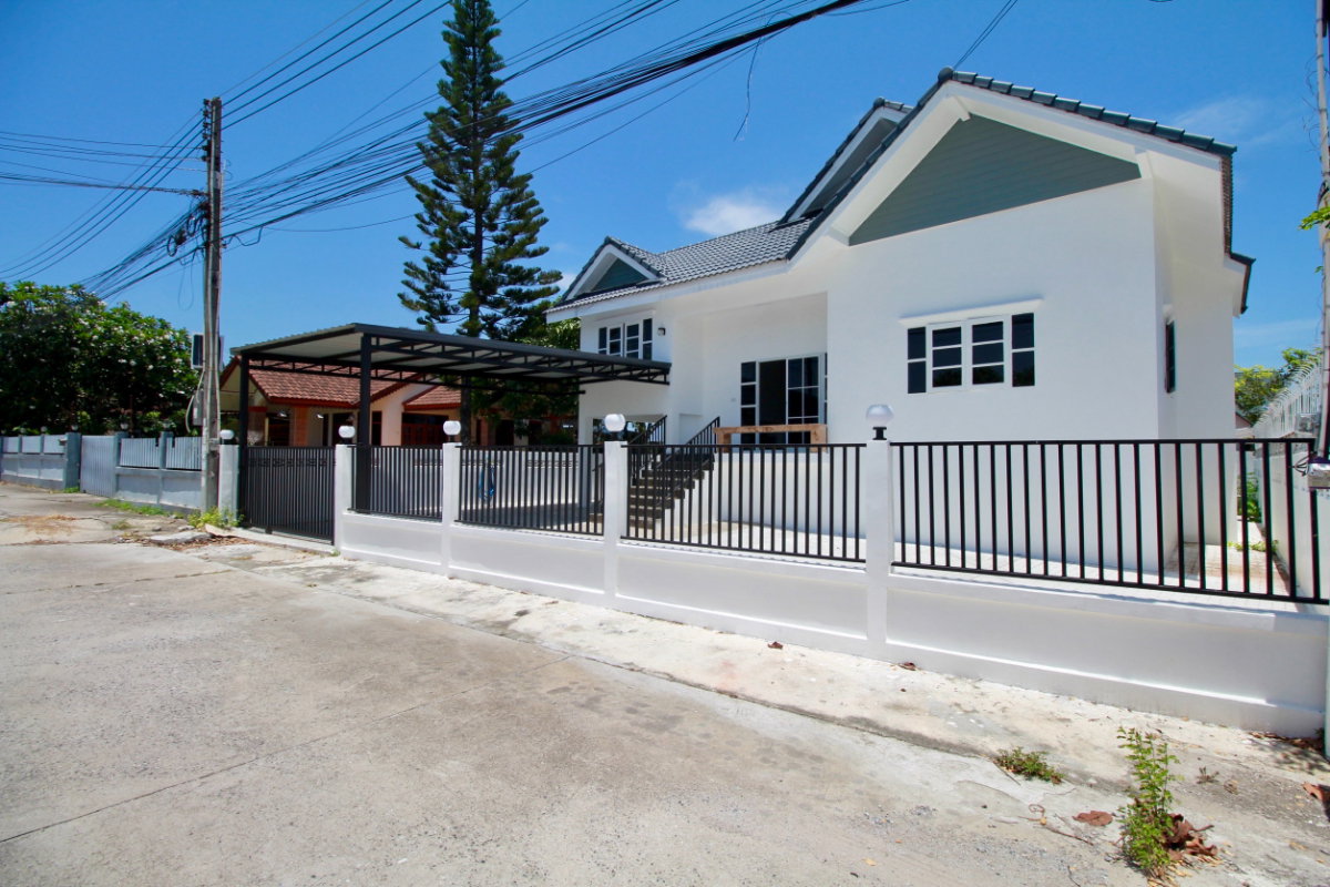 รูป ขายบ้านเดี่ยวชั้นเดียว รีโนเวทใหม่ 83 ตร.ว. หมู่บ้านแพรวดาว 4 เนินพระ ใกล้ บขส.ใหม่.ระยอง 1 กม. - รูปที่ 2/25