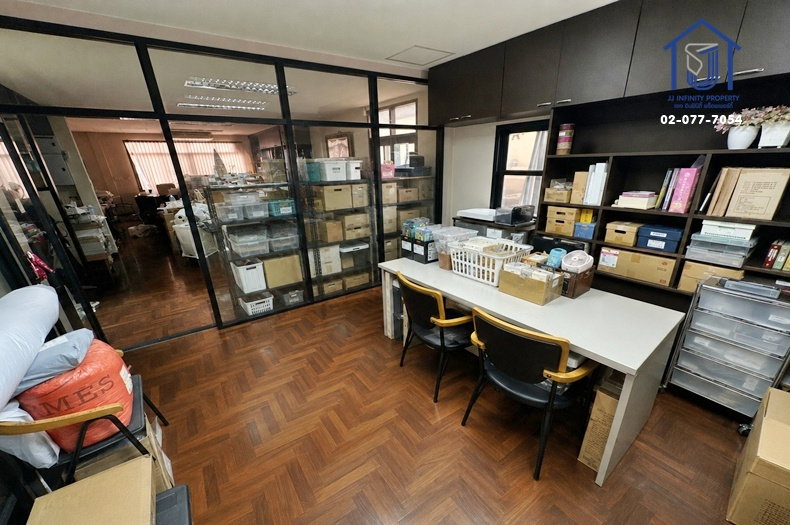 รูป ขายบ้านเดี่ยว 2 ชั้น  206 ตร.ว. ซอยรัชดาภิเษก 32 (ซอยเสือใหญ่) ใกล้ MRT ลาดพร้าว และ BTS รัชโยธิน - รูปที่ 11/18