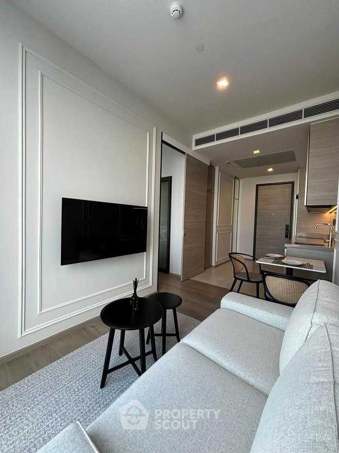 picture 1-BR Condo At The Crest Park Residences, 35th Floor, 60m To MRT Phahon Yothin (ID 3112852) - 7/9