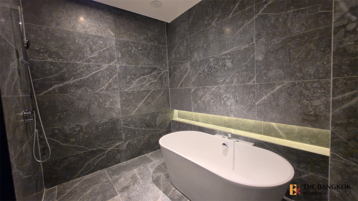 picture Banyan Tree Residence Riverside Bangkok Luxury Unit, Ready for You Without the Wait - 2/10