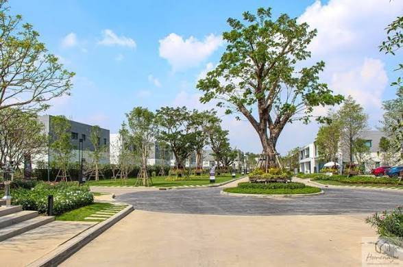 รูป ขายบ้านเดี่ยวหมู่บ้านเซนโทร  รามอินทรา จตุโชติ2  80.8 ตรว พื้นที่ใช้สอย 289 ตรม 4 ห้องนอน 5 ห้องน้ำ  บ้านสวยและราคาคุยกันได้ - รูปที่ 32/33