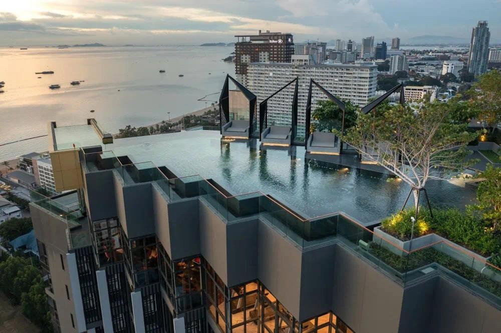 picture FOR RENT: Luxury 1-BR Condo at The Edge Central Pattaya (23rd Floor) - 23/61