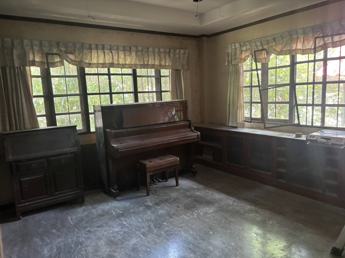 รูป บ้านใหญ่ ใจกลางหมู่บ้านลดาวัลย์ ปิ่นเกล้า บนพื้นที่ 1 ไร่ครึ่ง - รูปที่ 5/9