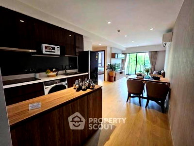 คอนโดให้เช่า : คอนโด 2 ห้องนอน Runesu Thonglor 5 ชั้น 5 ใกล้ BTS ทองหล่อ (ID 3111935)