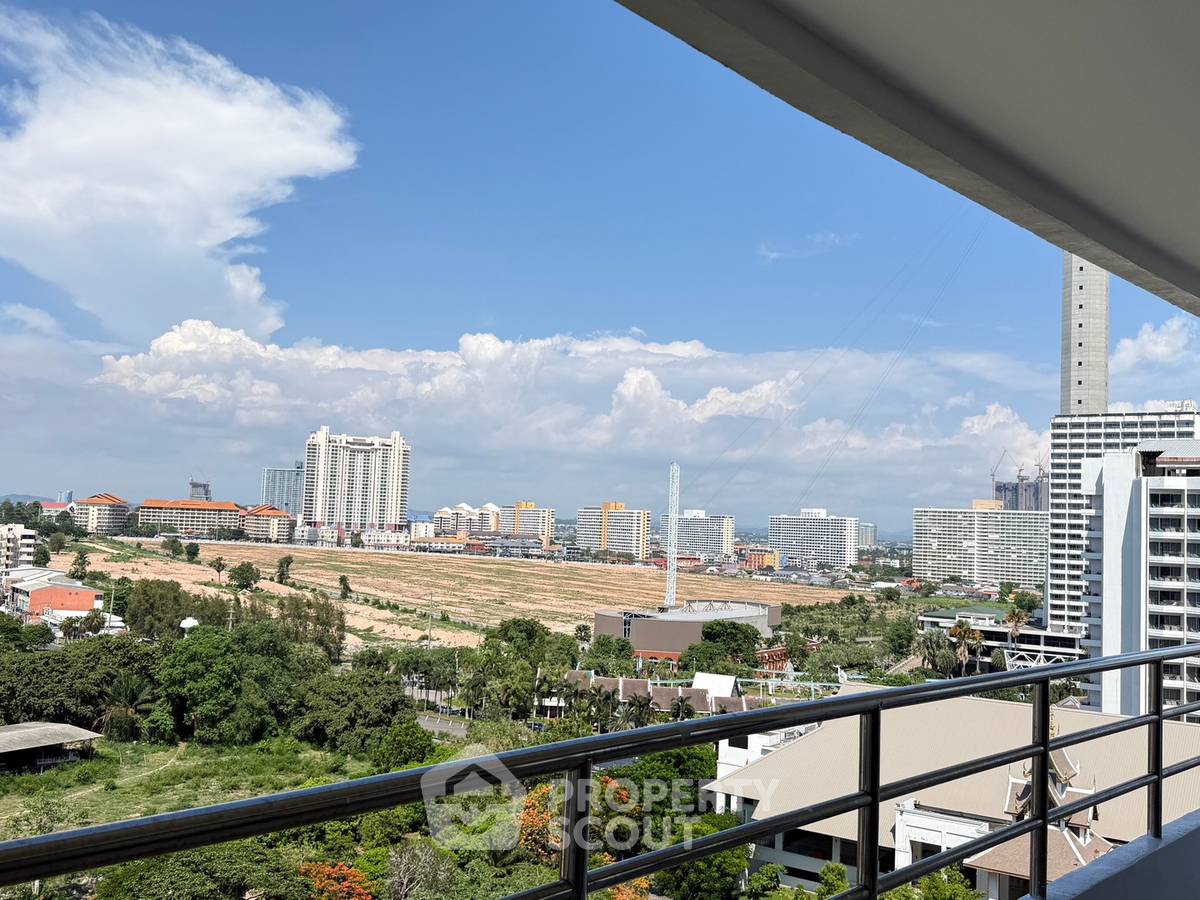 รูป คอนโด 2 ห้องนอน 93 ตร.ม. ขาย View Talay 3 พราตามนัค ใกล้ชายหาด (ID 3113811) - รูปที่ 5/12