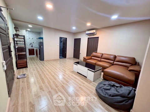 2-BR Condo at Country Complex Bangna near BTS Bang Na (ID 3112027)