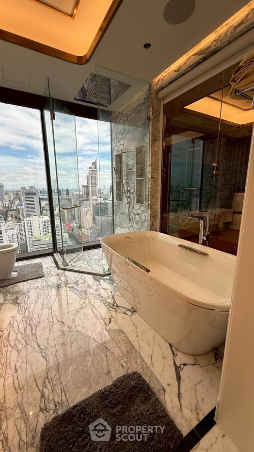 picture 3-BR 285 Sqm At The Esse At Singha Complex, MRT Phetchaburi 100m (ID 3111781) - 5/15