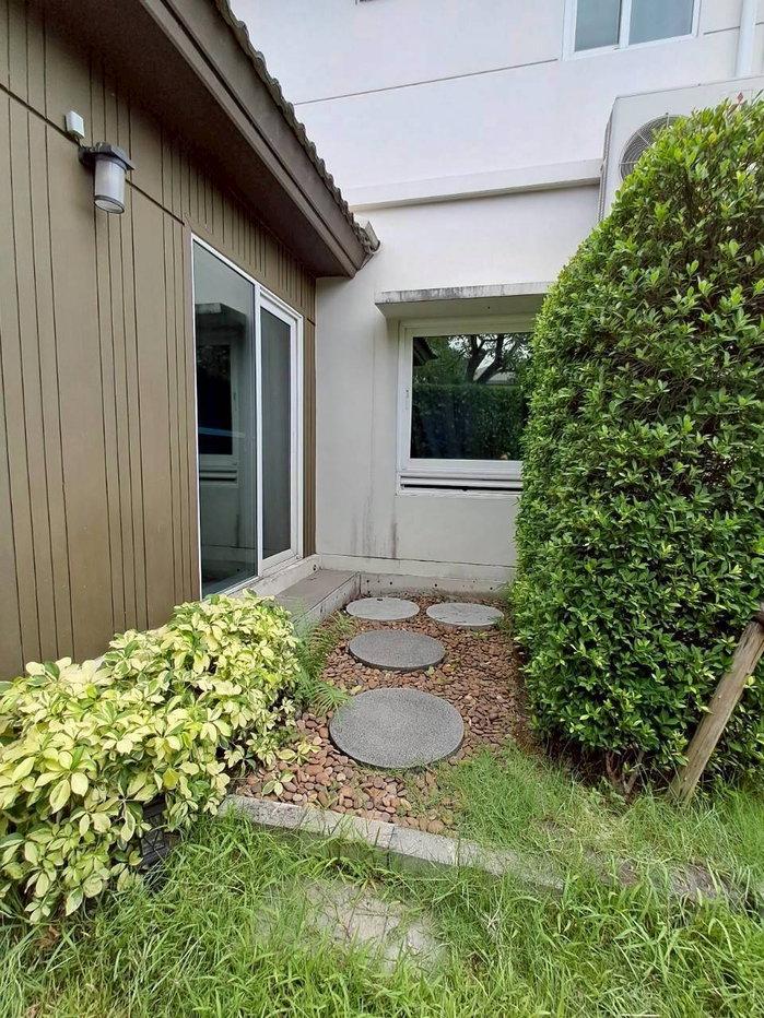 picture For Rent: Corner-unit detached house (6 rooms total) 50,000 - 6/27