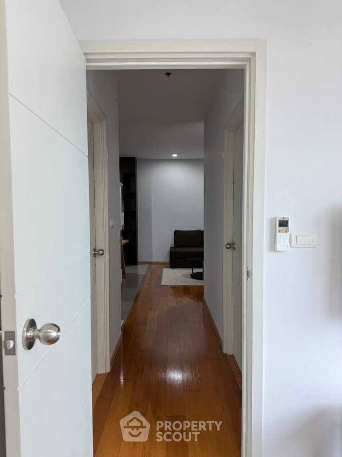 picture 2-BR 72 Sqm 20th-Floor Condo at The Vertical Aree Near BTS Ari (200m) (ID 3111299) - 11/14
