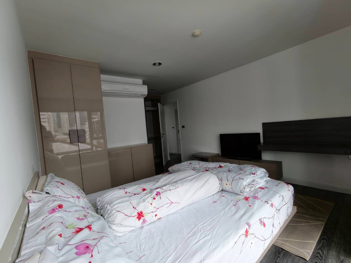 รูป คอนโดให้เช่า : Condo the crest sukhumvit49 (( ทองหล่อ thonglor)) MK-02 line @livingbkk - รูปที่ 2/19