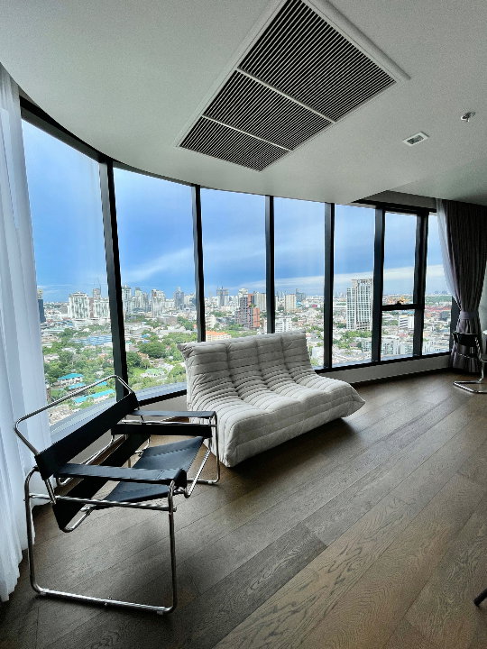 รูป ให้เช่า Ideo Q Sukhumvit 36 (ห้องมุม) ห้องมุมวิวเปิดโล่ง กระจกโค้ง Panoramic ผนังไม่ติดห้องอื่น พร้อมห้องทำงานส่วนตัว ใกล้ BTS ทองหล่อ - รูปที่ 3/23