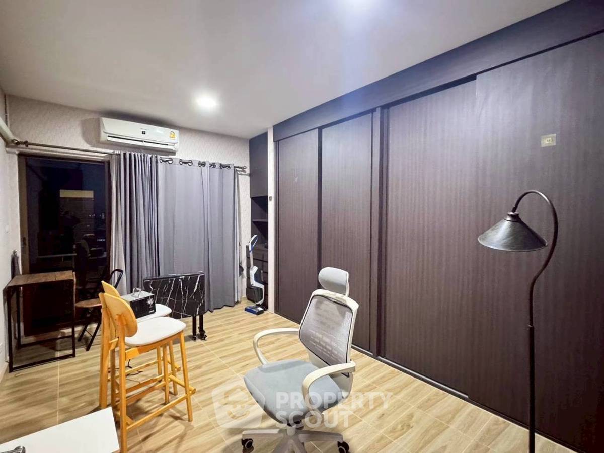 รูป คอนโด 2-ห้องนอน ที่ คันทรี คอมเพล็กซ์ บางนา คอนโดมิเนียม ใกล้ BTS บางนา (ID 3112027) - รูปที่ 7/11