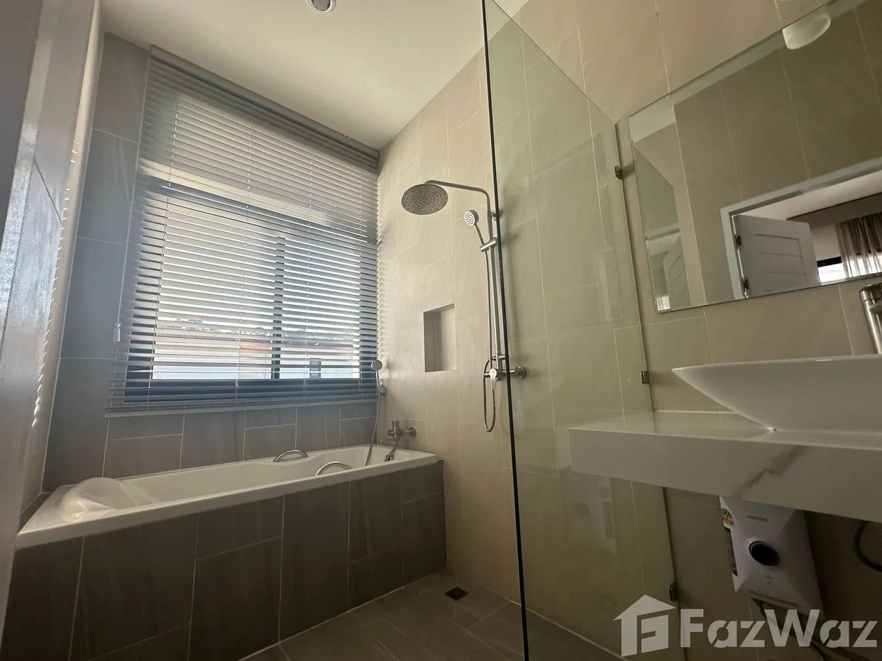 picture 3 bedrooms villa for sale 6598336 - 3/26