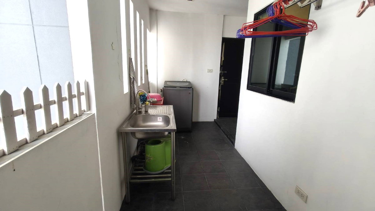picture Sathorn Garden, 200sqm, 3 Bed 3 Bath, Near One Bangkok, BTS Saladaeng - 19/19