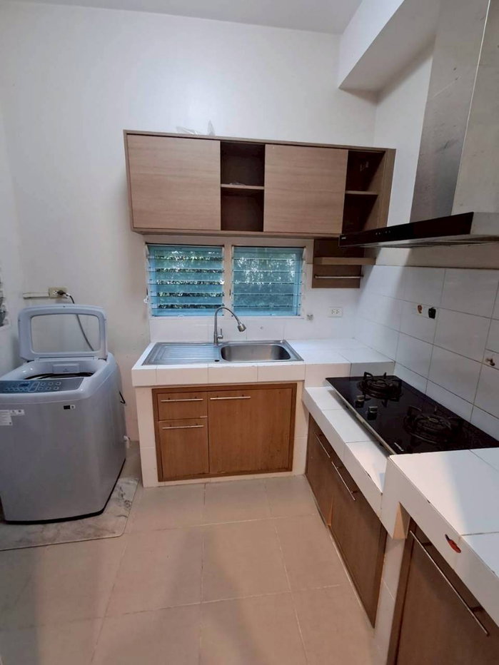 picture For Rent: Corner-unit detached house (6 rooms total) 50,000 - 22/27