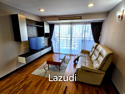 Condos for rent : 82 sqm high-rise 2 bedroom condo on 14th floor at The Waterford Diamond Khlong Toei Bangkok