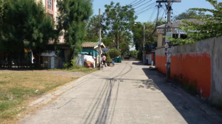 Land for sale, 229 sq wah, Khan Na Yao