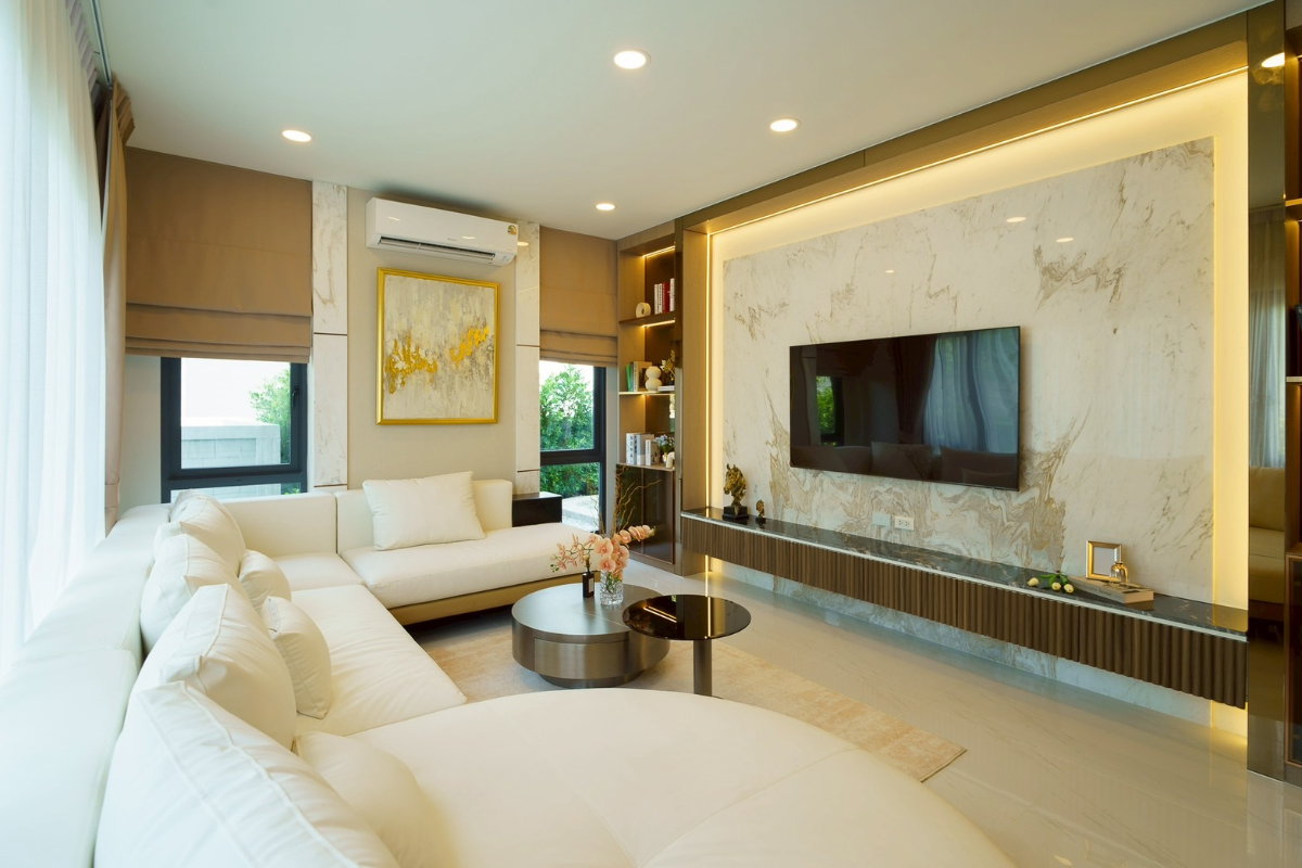รูป The City Bangna Luxury Pool Villa บ้านเดี่ยวหรู 2 ชั้น ที่ได้รับการออกแบบและตกแต่งใหม่ทั้งหลังในสไตล์ Customized Luxury Interior  - รูปที่ 12/40