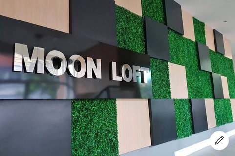 A050143 Moon Loft Condominium