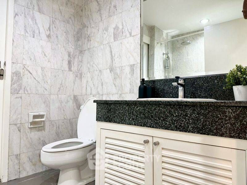 รูป คอนโด 2 ห้องนอน 84 ตร.ม. ชั้น 17 ที่ Regent Royal Place 1 ใกล้ BTS ราชดำริ 200 ม. (ID 2465813) - รูปที่ 13/15