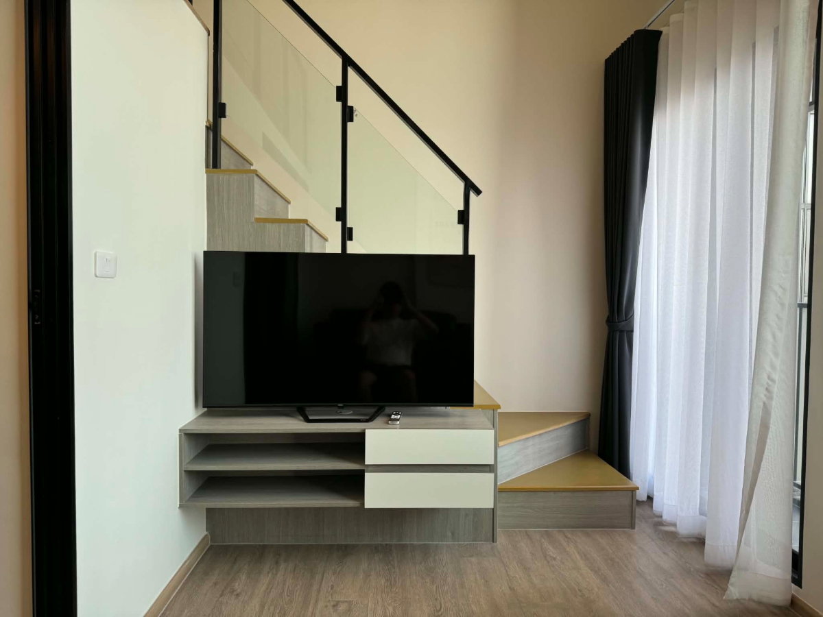 picture [🔥Room for rent by owner] High‑floor Duplex • Brand‑new Unit • Fully Furnished - 8/25