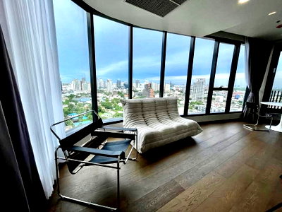 คอนโดให้เช่า : ให้เช่า Ideo Q Sukhumvit 36 (ห้องมุม) ห้องมุมวิวเปิดโล่ง กระจกโค้ง Panoramic ผนังไม่ติดห้องอื่น พร้อมห้องทำงานส่วนตัว ใกล้ BTS ทองหล่อ