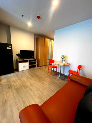 Condos for rent : BTS Bangna 900 m. Condo Regent Home Bangna ( Rental ) Price  9,500 Baht