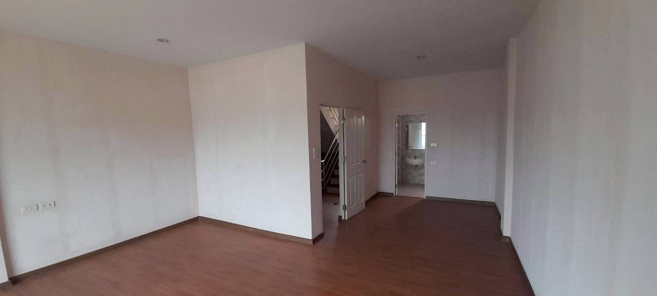 picture TOWN HOUSE 20.1 Sq.w. Ban Phaeo Samut Sakhon for 1.9M - 8/14