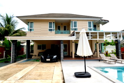 Houses for sale Doi Saket Chiang Mai  :     House for Sale – Fully Furnished + Free Pre-Owned Mercedes-Benz
