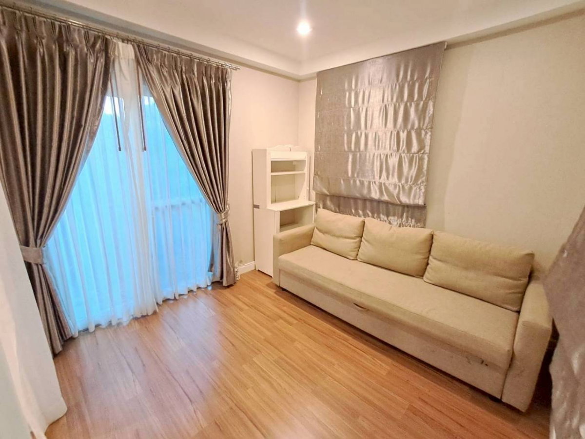 picture For Rent: Corner-unit detached house (6 rooms total) 50,000 - 9/27