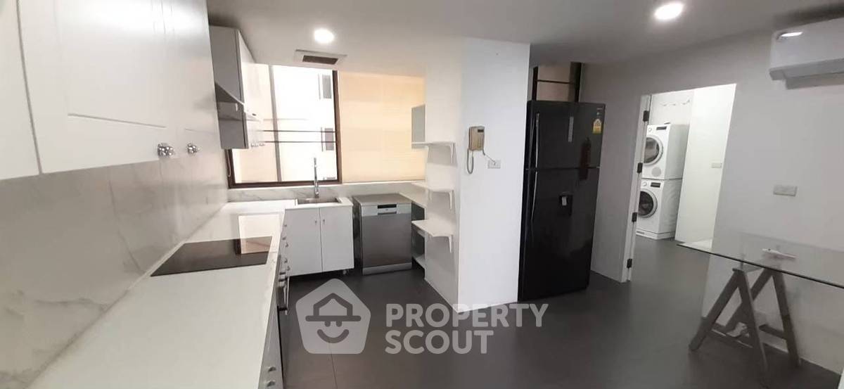 รูป คอนโด 3 ห้องนอน 350 ตร.ม. ห้องเลี้ยงสัตว์ได้ ที่ Ruamsuk Condominium ใกล้ BTS ทองหล่อ (ID 3111879) - รูปที่ 6/7