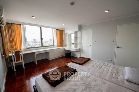 คอนโด 3 ห้องนอน 350 ตร.ม. Pet Friendly โอเรียนทอล ทาวเวอร์ส ใกล้ BTS เอกมัย (ID 3112023)