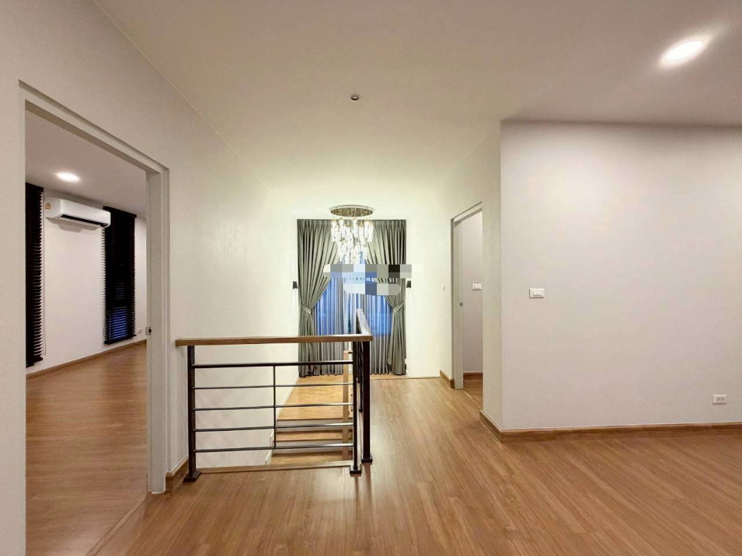 รูป ขายบ้านเดี่ยวหมู่บ้านเซนโทร  รามอินทรา จตุโชติ2  80.8 ตรว พื้นที่ใช้สอย 289 ตรม 4 ห้องนอน 5 ห้องน้ำ  บ้านสวยและราคาคุยกันได้ - รูปที่ 16/33