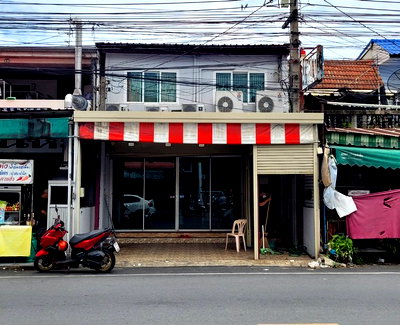 Townhouses for rent Nonthaburi : svs360 For Rent: 2-story Townhouse, Buathong Village