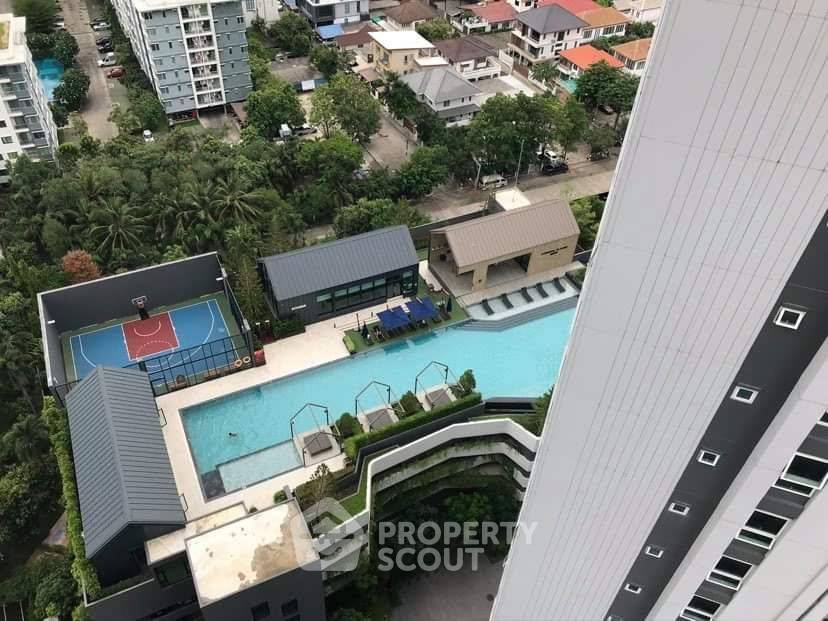 picture 1-BR Condo 29 Sqm, 21st-Floor At Chapter One Eco, MRT Huai Khwang (ID 1727396) - 4/16