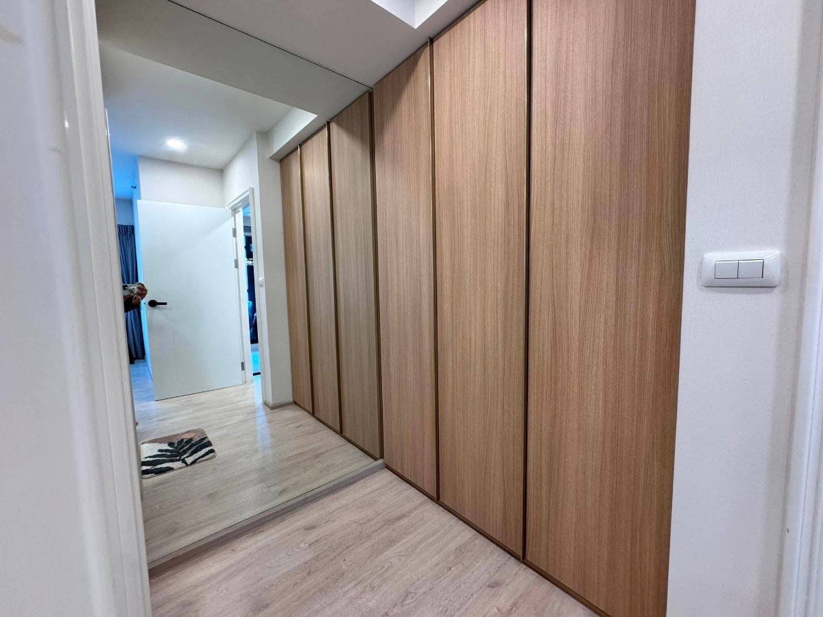 picture Condo for Rent. Escent Ville. 4th Floor, 56 sq m - 17/20