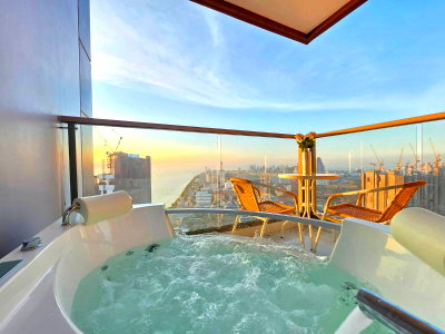 คอนโดให้เช่า : ให้เช่า คอนโดติดทะเล 1ห้องนอน + Jacuzzi 
