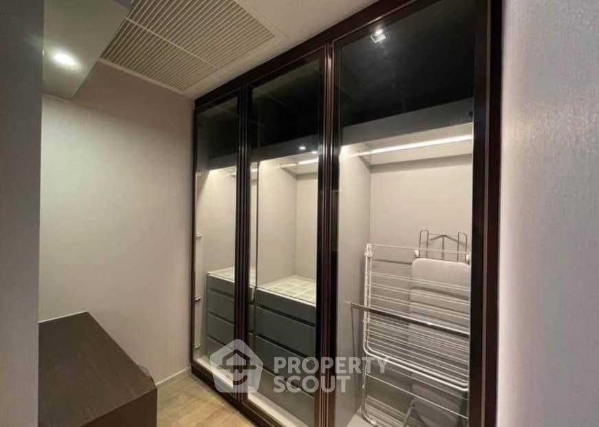 picture 2-BR 72 Sqm Condo, Ashton Silom, 300m to BTS Chong Nonsi (ID 3113083) - 9/10